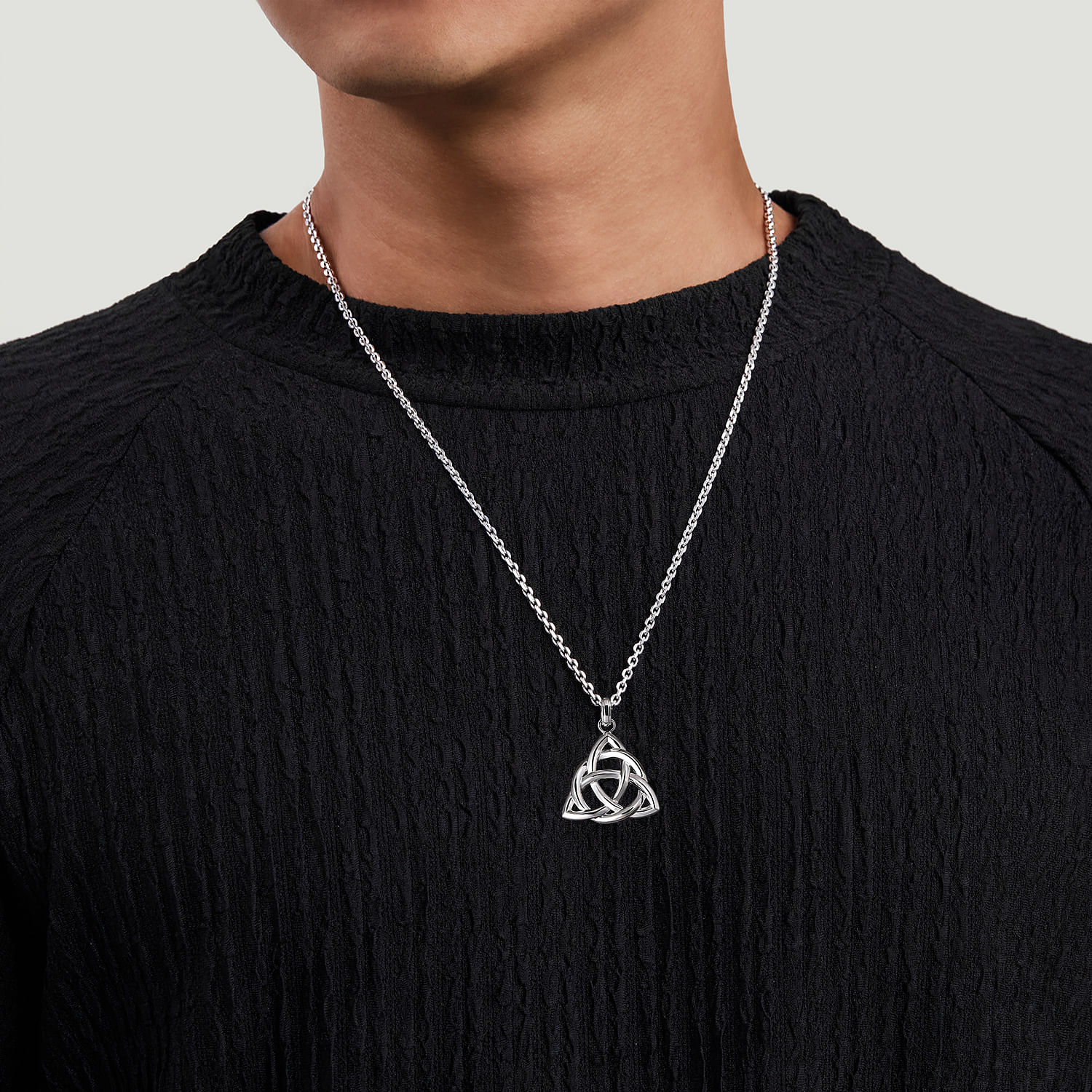 22 Inch 925 Sterling Silver Celtic Knot Pendant Necklace - Shot 4