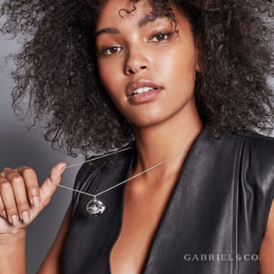 25 inch 925 Sterling Silver Round White Sapphire Starburst Locket Necklace