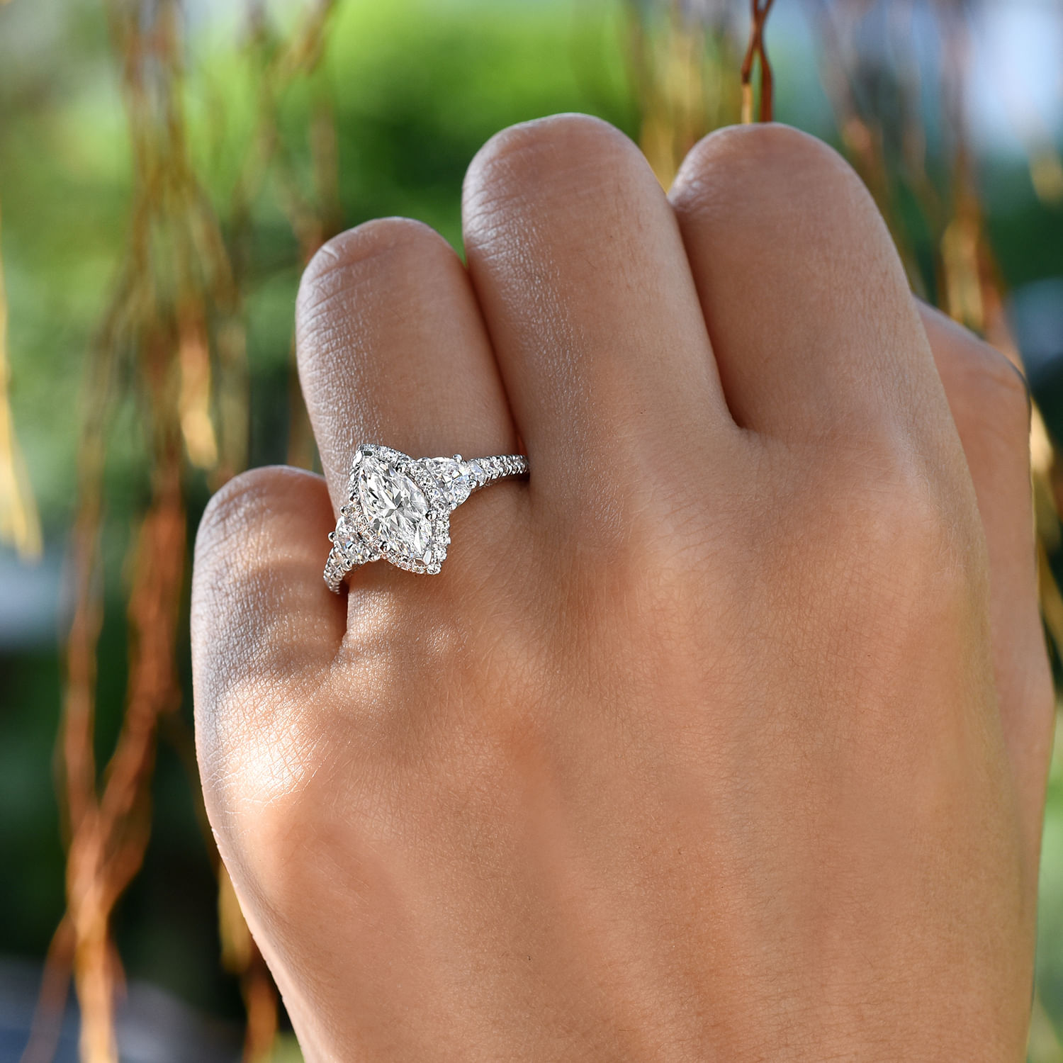 Martina - 14K White Gold Marquise Shape Diamond Engagement Ring - 0.95 ct - Shot 6