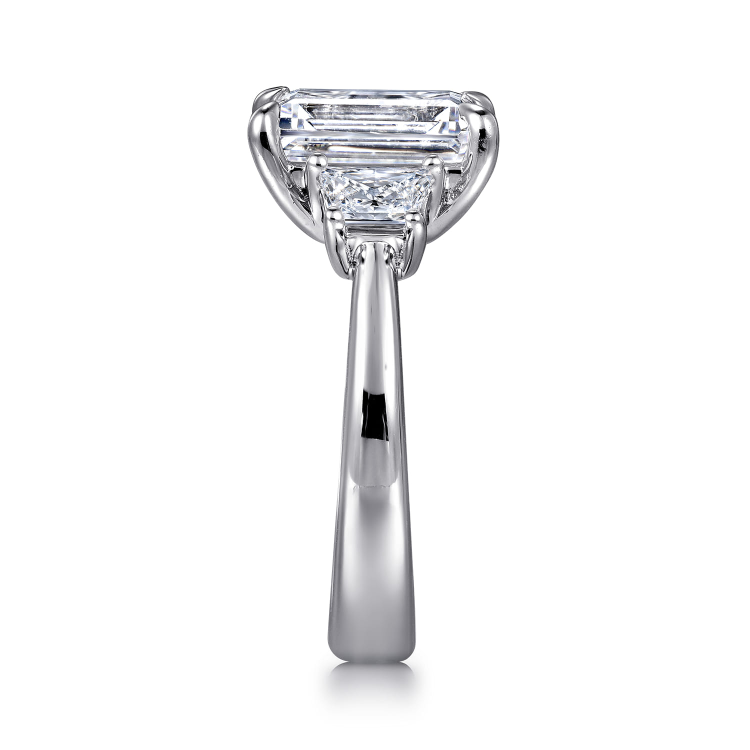 Barie - 14K White Gold Trapezoid Cut Three Stone Diamond Engagement Ring - 0.4 ct - Shot 5