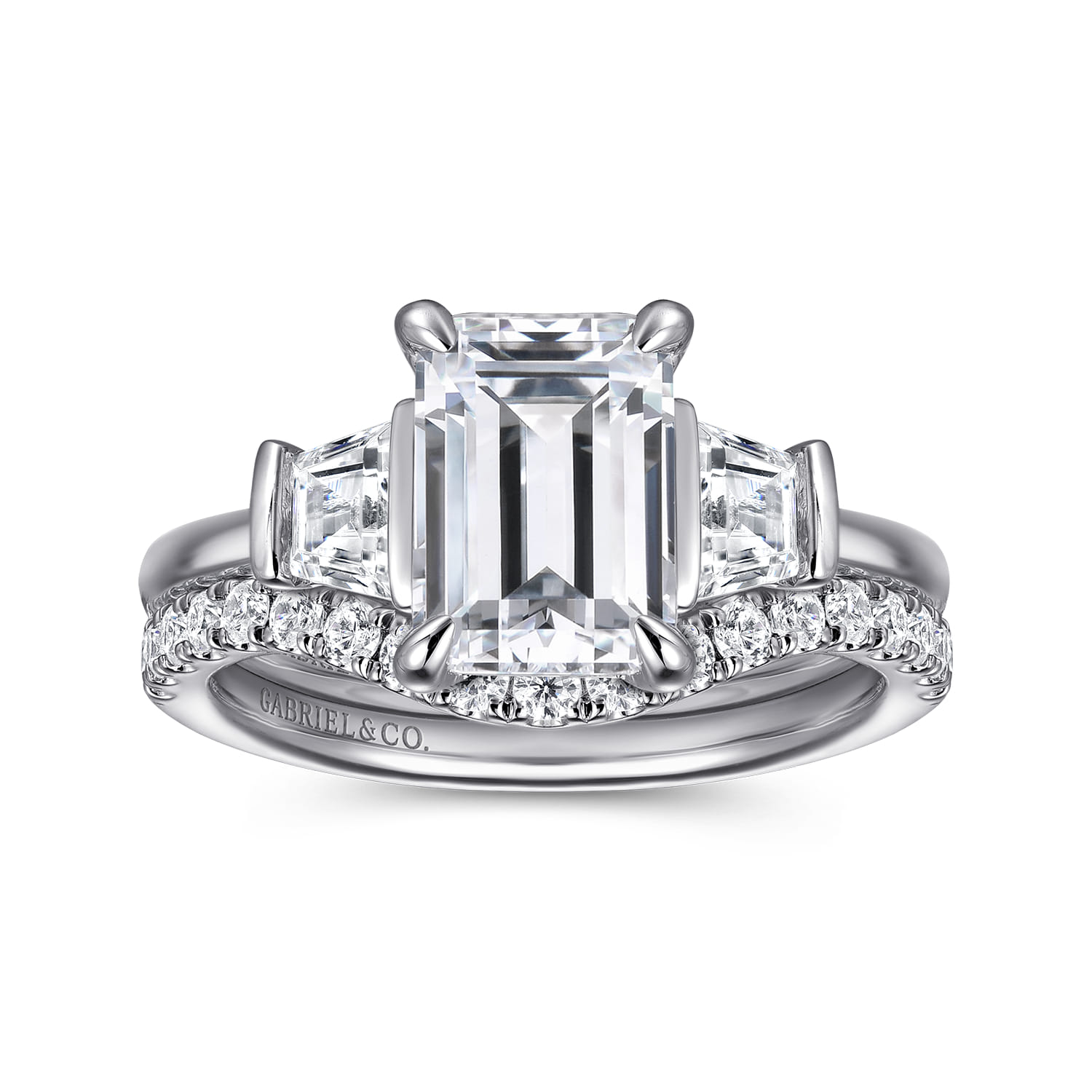 Kenia - 14K White Gold Emerald Cut Three Stone Diamond Engagement Ring - 0.45 ct - Shot 4