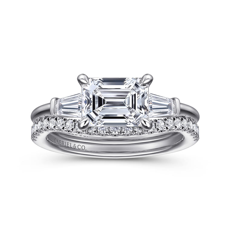 Emeroux - 14K White Gold Emerald Cut Three Stone Diamond Engagement Ring - 0.3 ct - Shot 4
