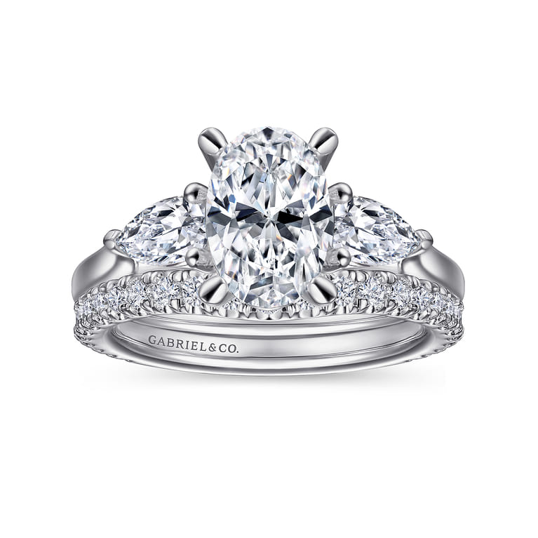 Sunday - 14K White Gold Oval Three Stone Diamond Engagement Ring - 0.38 ct - Shot 4