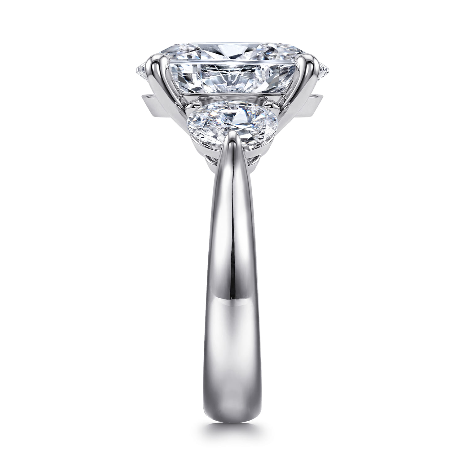 Laynie - 14K White Gold Oval Three Stone Diamond Engagement Ring - 1 ct - Shot 4