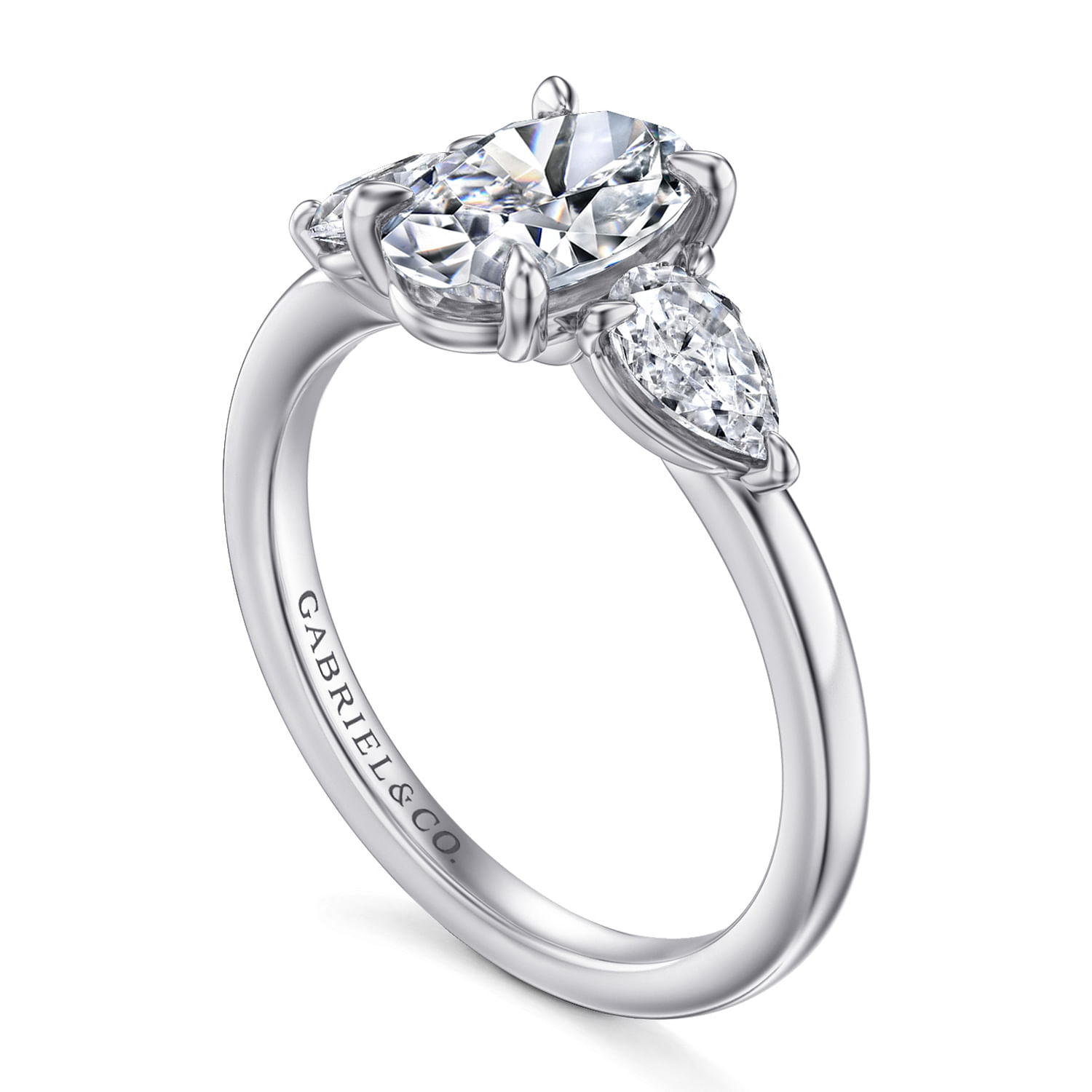 Adalia - 14K White Gold Oval Three Stone Diamond Engagement Ring - 0.6 ct - Shot 3
