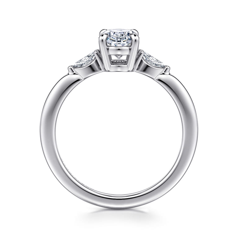 Dela - 14K White Gold Three Stone Oval Diamond Engagement Ring - 0.17 ct - Shot 2