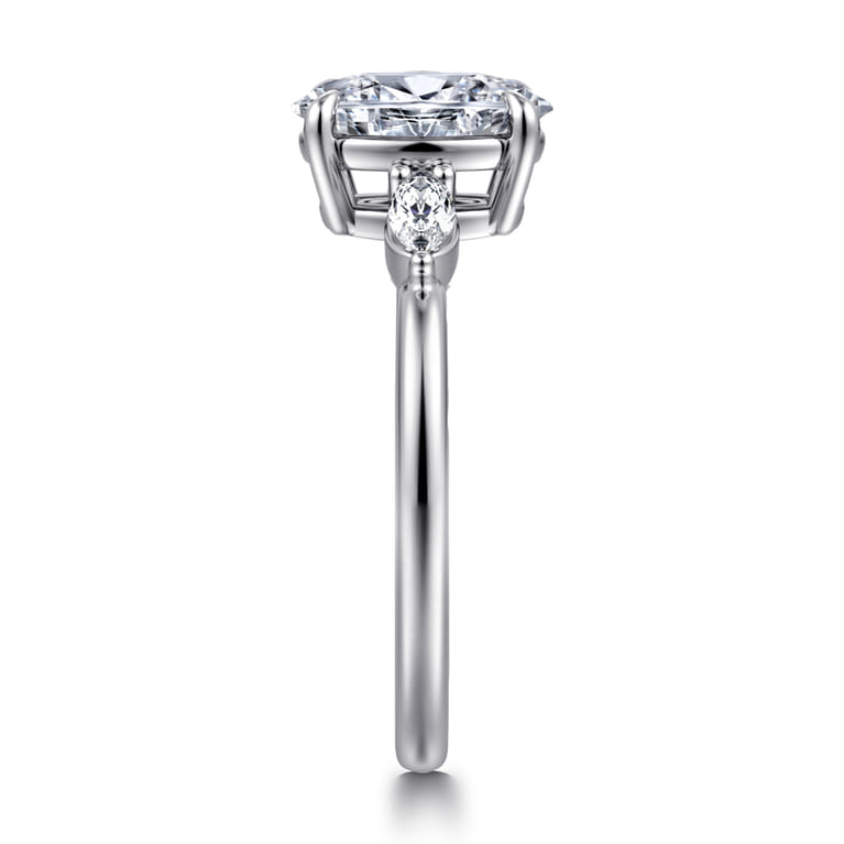 Dela - 14K White Gold Oval Three Stone Diamond Engagement Ring - 0.17 ct - Shot 4