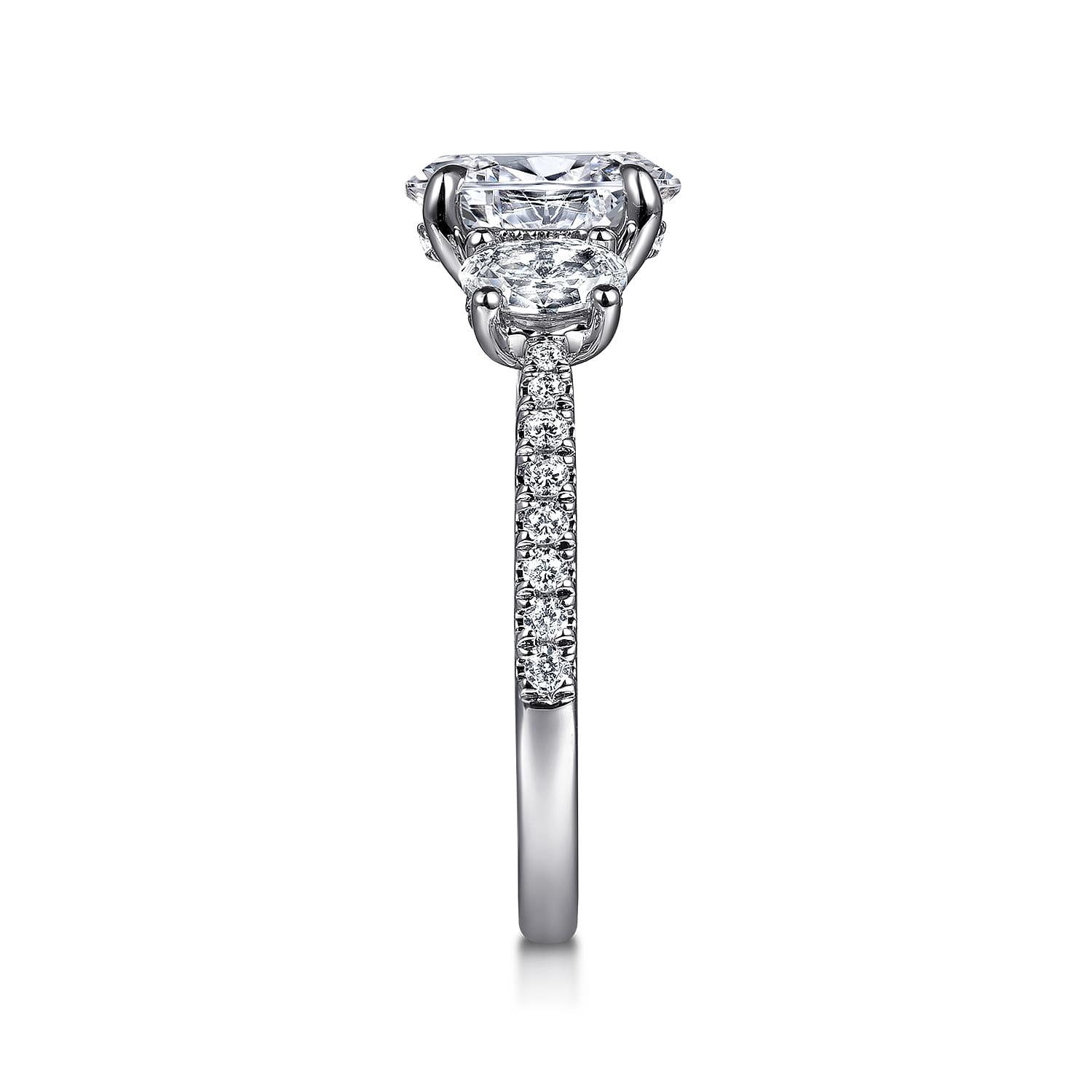 Camra - 14K White Gold Oval Three Stone Diamond Engagement Ring - 0.9 ct - Shot 5