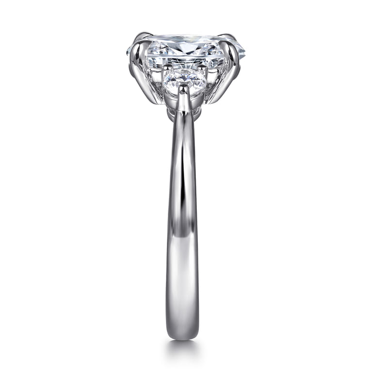 Georgia - 14K White Gold Oval Three Stone Diamond Engagement Ring - 0.3 ct - Shot 5