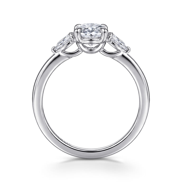 Adalia - 14K White Gold Oval Three Stone Diamond Engagement Ring - 0.3 ct - Shot 2