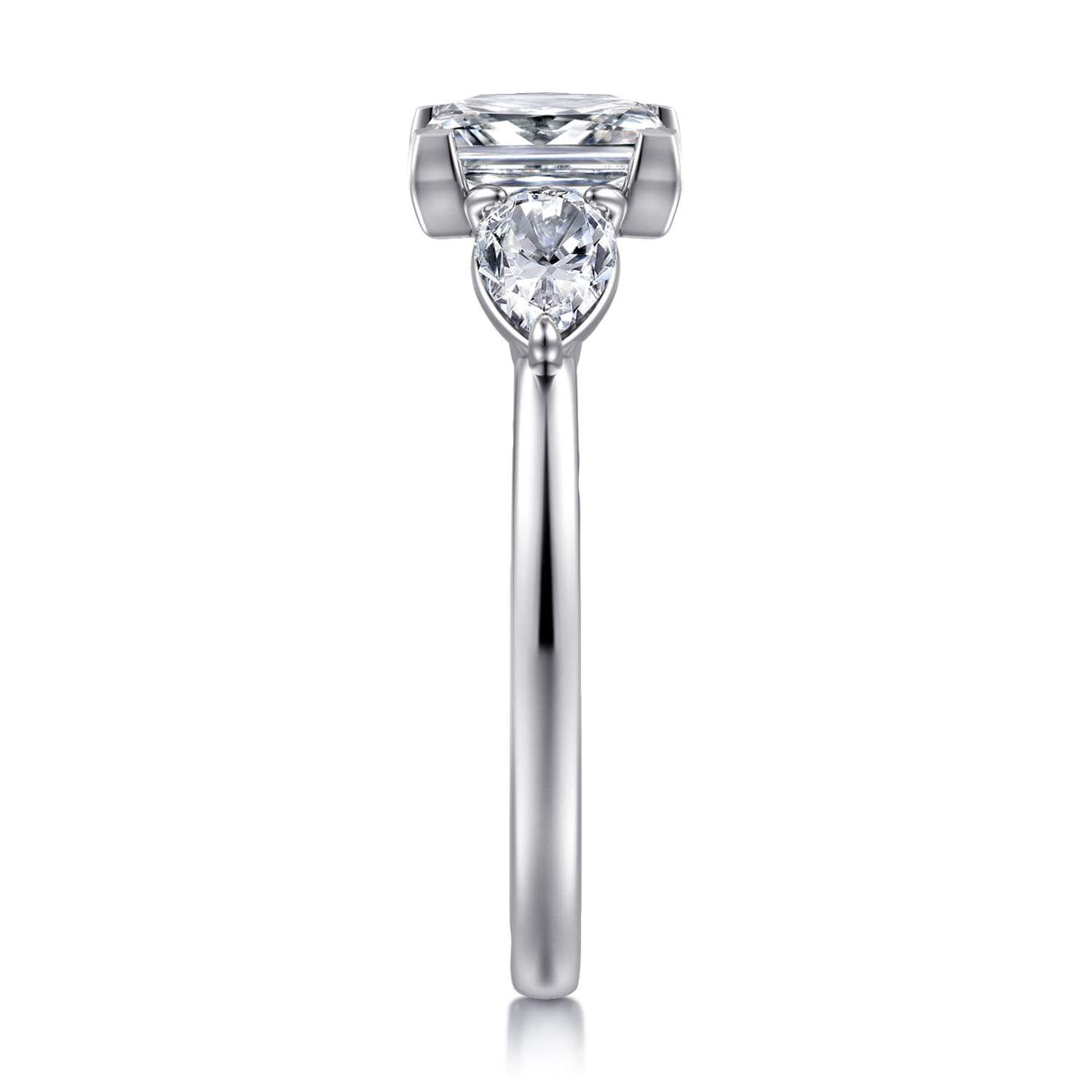 Adalia - 14K White Gold Princess Cut Three Stone Diamond Engagement Ring - 0.6 ct - Shot 4