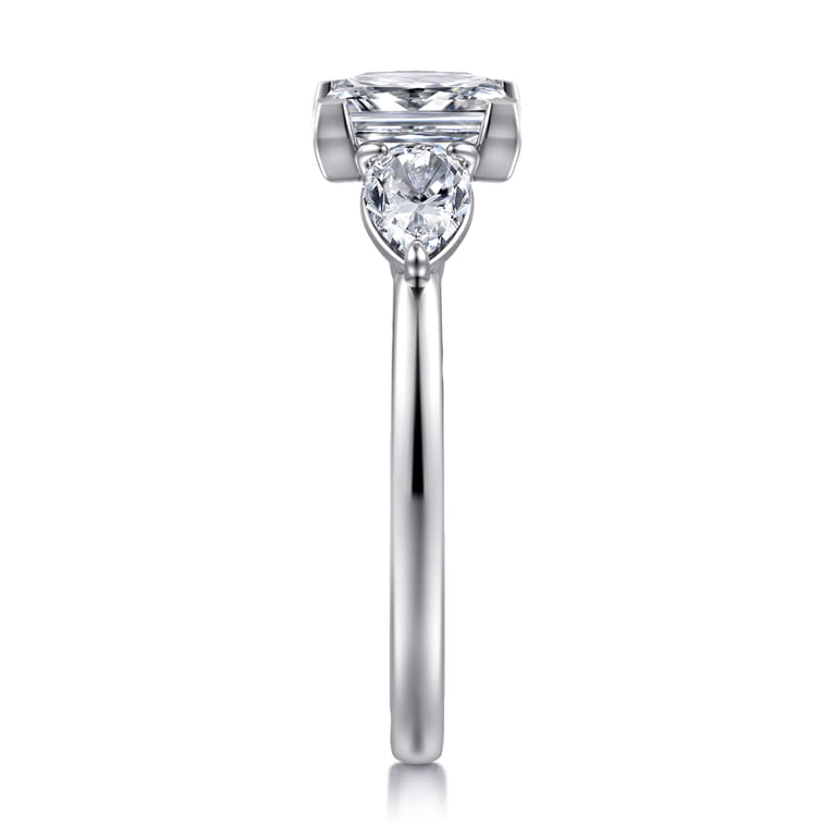 Adalia - 14K White Gold Princess Cut Three Stone Diamond Engagement Ring - 0.6 ct - Shot 4