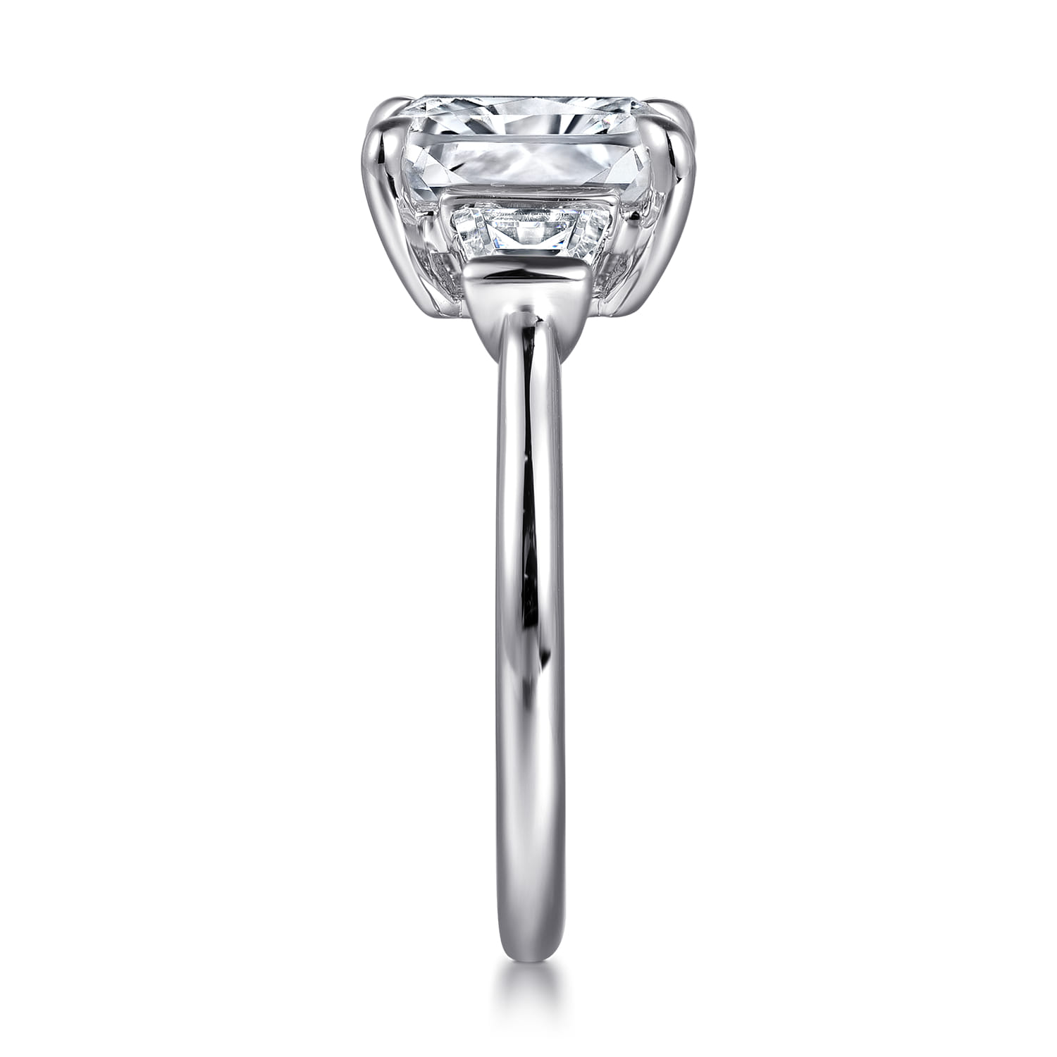 Kenia - 14K White Gold Radiant Cut Three Stone Diamond Engagement Ring - 0.45 ct - Shot 5
