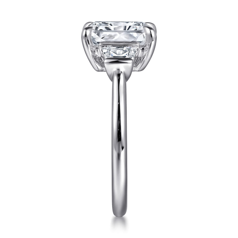 Kenia - 14K White Gold Radiant Cut Three Stone Diamond Engagement Ring - 0.45 ct - Shot 5