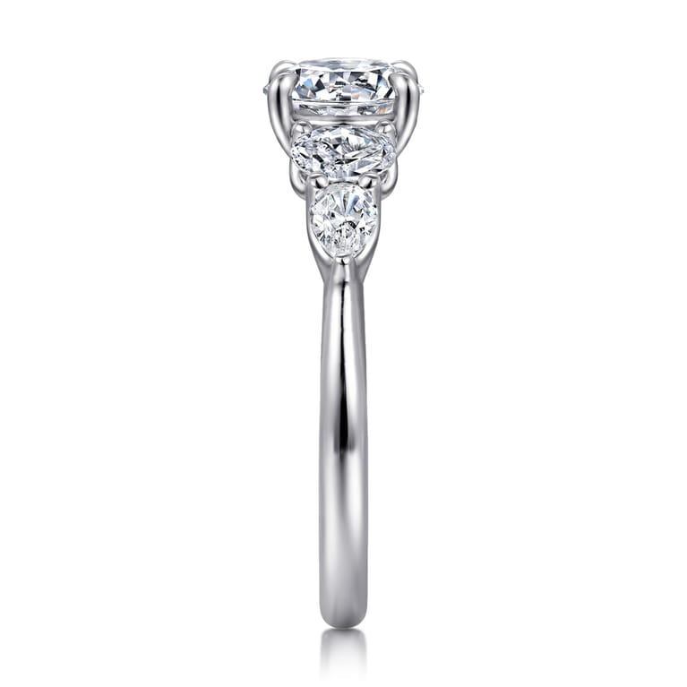 Estefani - 14K White Gold Round Diamond Engagement Ring - 0.8 ct - Shot 4