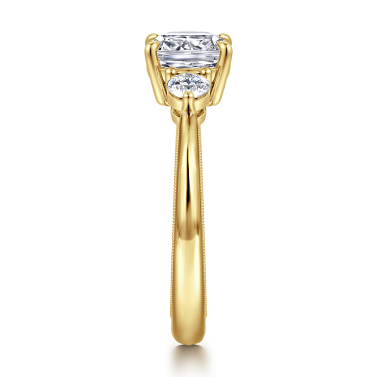 Georgia - 14K Yellow Gold Cushion Cut Three Stone Diamond Engagement Ring - 0.3 ct - Shot 4