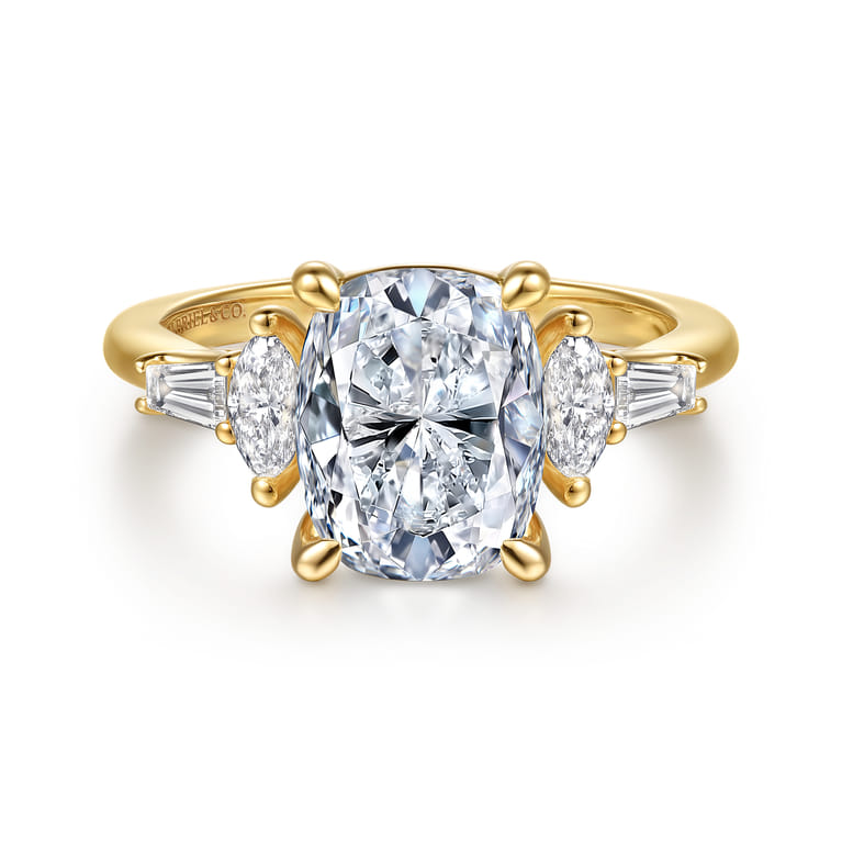 Francia - 14K Yellow Gold Elongated Cushion Diamond Engagement Ring - 0.45 ct - Shot 1