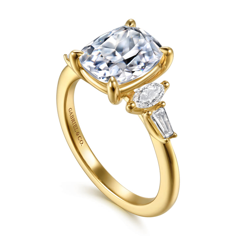 Francia - 14K Yellow Gold Elongated Cushion Diamond Engagement Ring - 0.45 ct - Shot 3
