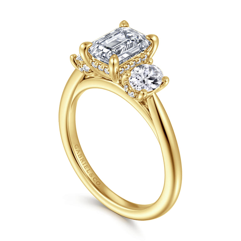 Charisa - 14K Yellow Gold Emerald Cut Three Stone Diamond Engagement Ring - 0.7 ct - Shot 3