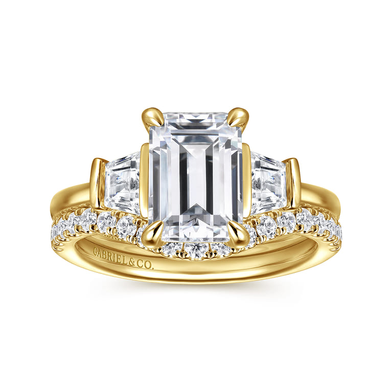 Kenia - 14K Yellow Gold Emerald Cut Three Stone Diamond Engagement Ring - 0.45 ct - Shot 4