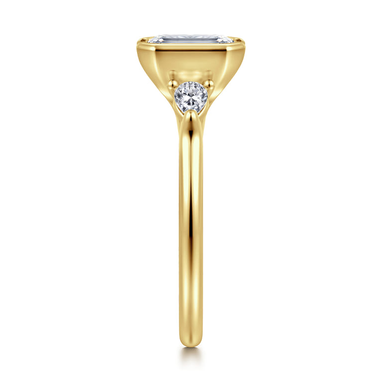 Alesandra - 14K Yellow Gold Half Bezel Emerald Cut Three Stone Diamond Engagement Ring - 0.3 ct - Shot 4