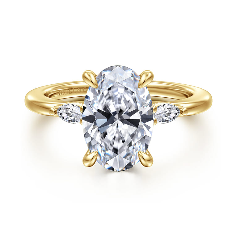 Dela - 14K Yellow Gold Three Stone Oval Diamond Engagement Ring - 0.17 ct - Shot 1