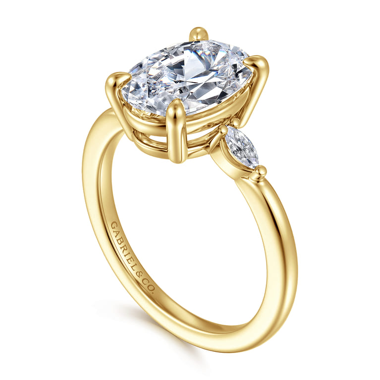 Dela - 14K Yellow Gold Three Stone Oval Diamond Engagement Ring - 0.17 ct - Shot 3