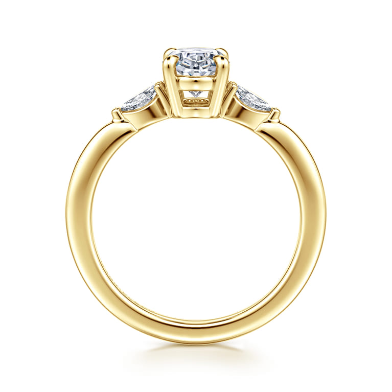 Dela - 14K Yellow Gold Three Stone Oval Diamond Engagement Ring - 0.17 ct - Shot 2