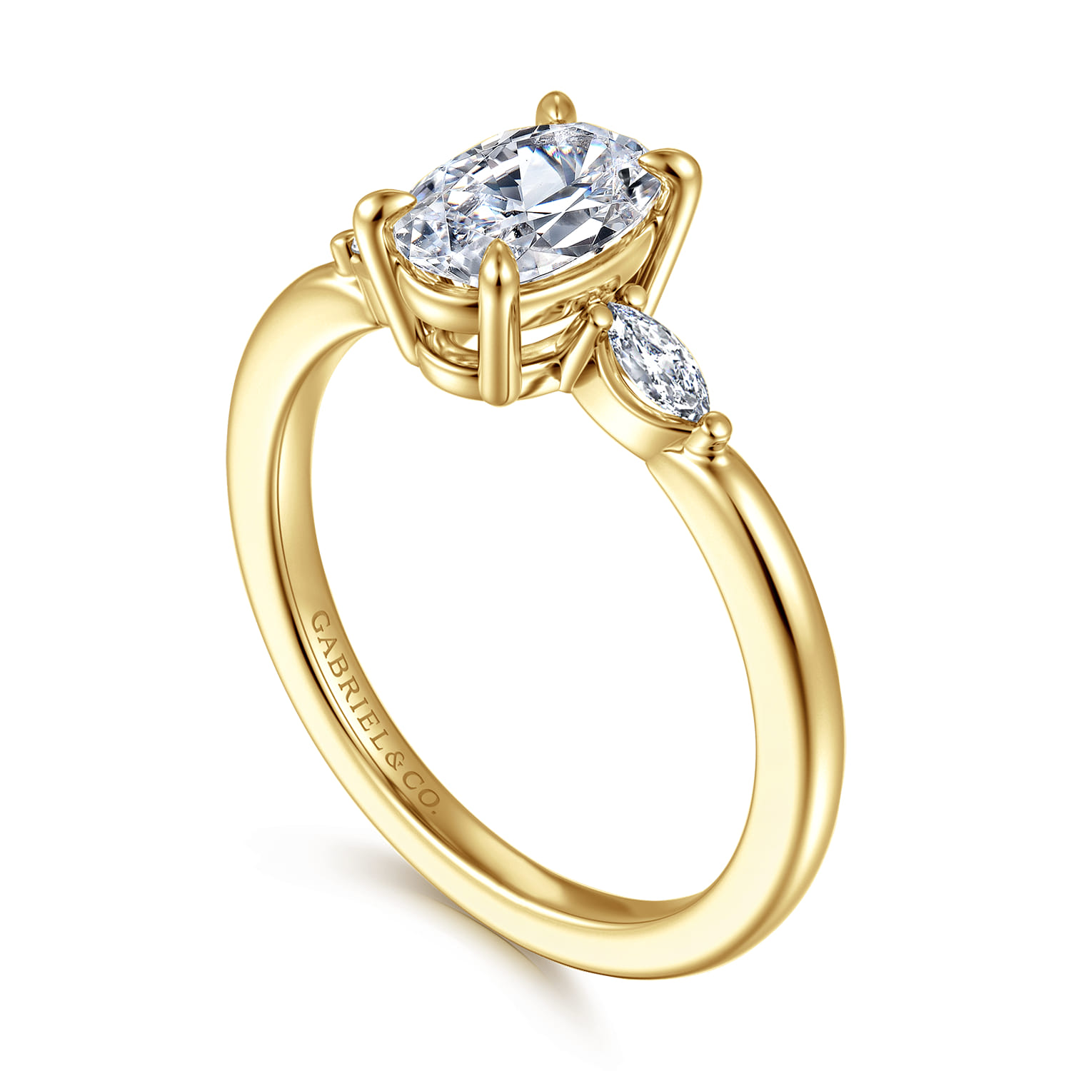 Dela - 14K Yellow Gold Three Stone Oval Diamond Engagement Ring - 0.17 ct - Shot 3