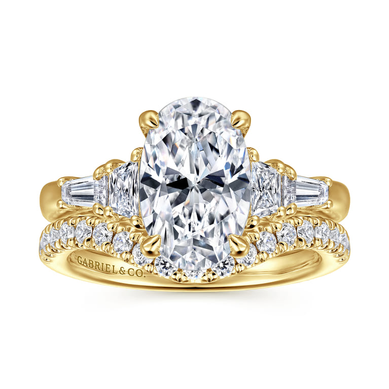 Arianna - 14K Yellow Gold Oval Five Stone Diamond Engagement Ring - 0.7 ct - Shot 4