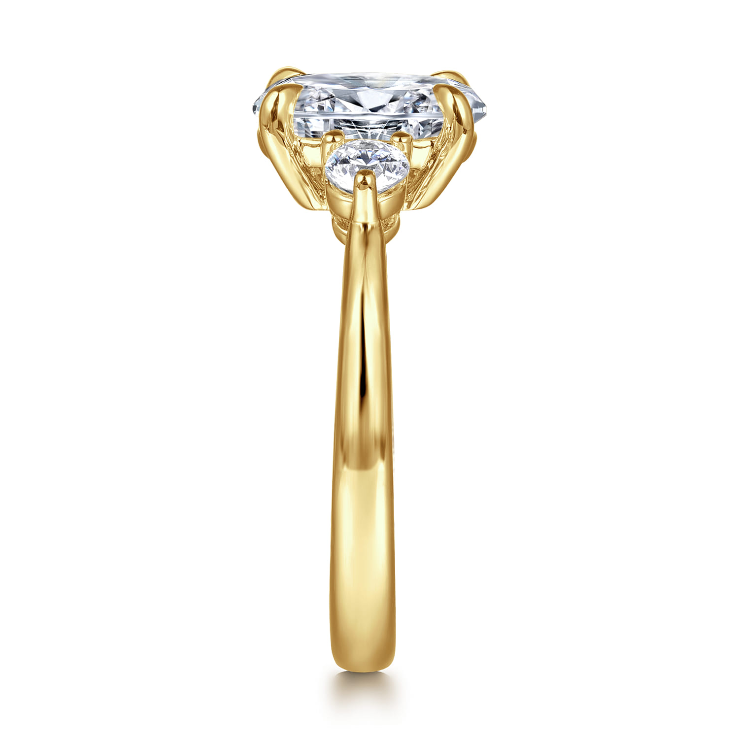 Georgia - 14K Yellow Gold Oval Three Stone Diamond Engagement Ring - 0.3 ct - Shot 5