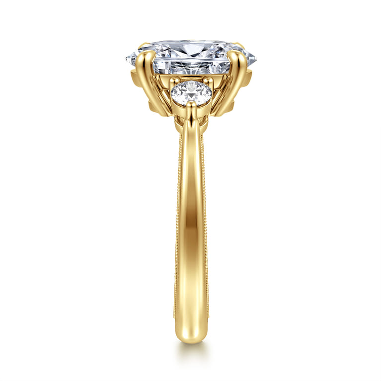 Georgia - 14K Yellow Gold Oval Three Stone Diamond Engagement Ring - 0.3 ct - Shot 5