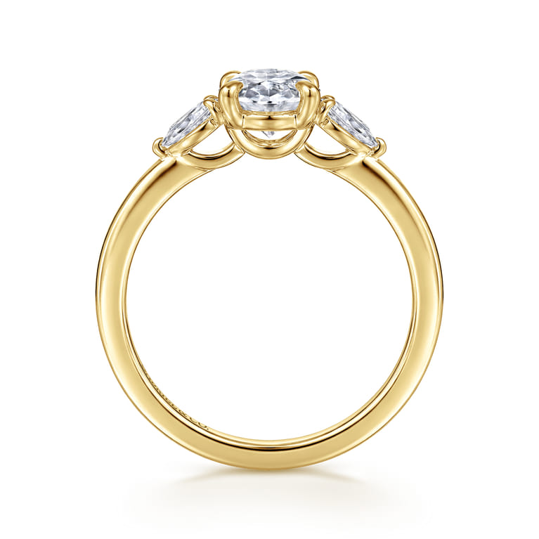 Adalia - 14K Yellow Gold Oval Three Stone Diamond Engagement Ring - 0.3 ct - Shot 2
