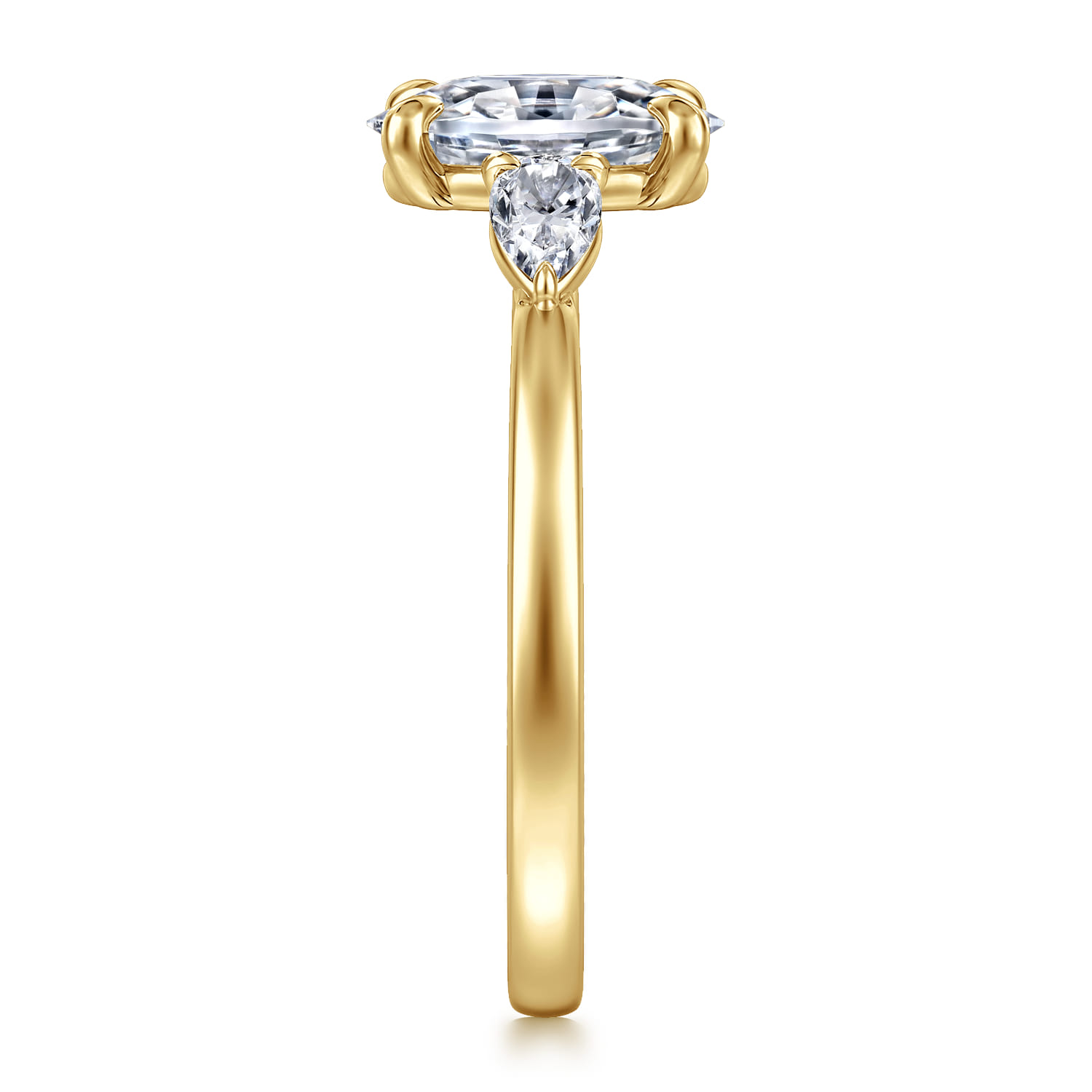 Adalia - 14K Yellow Gold Oval Three Stone Diamond Engagement Ring - 0.3 ct - Shot 5