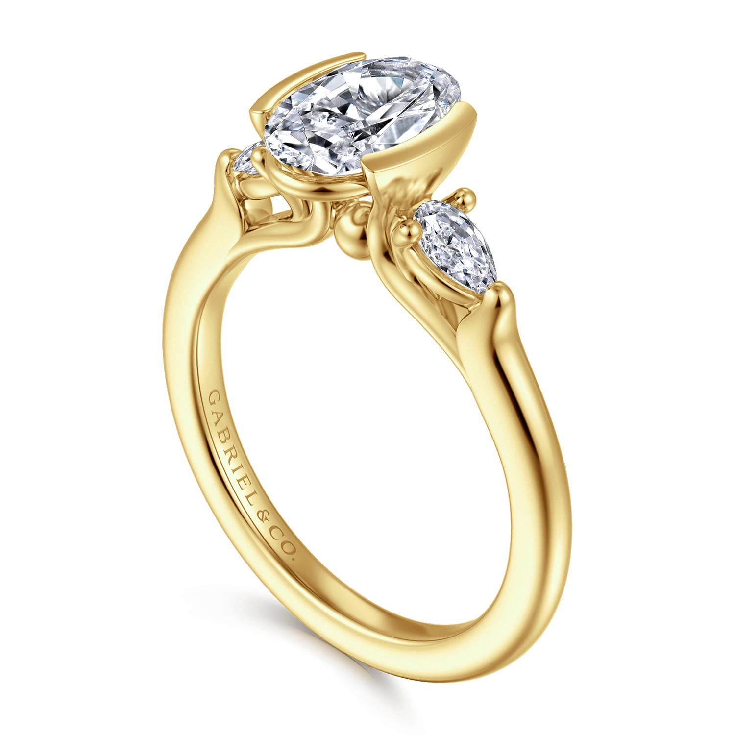 Alesandra - 14K Yellow Gold Half Bezel Oval Three Stone Diamond Engagement Ring - 0.3 ct - Shot 3