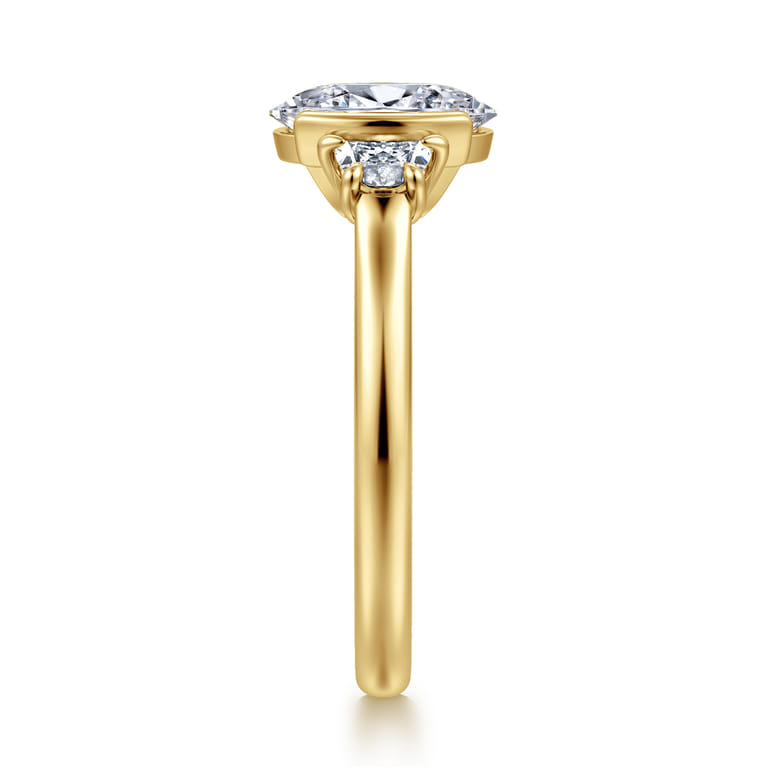 Colleen - 14K Yellow Gold Half Bezel Oval Three Stone Diamond Engagement Ring - 0.3 ct - Shot 4