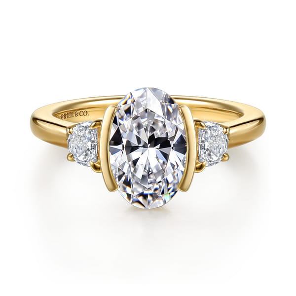 Engagement Ring Trends 2026 Three-Stone engagement ring