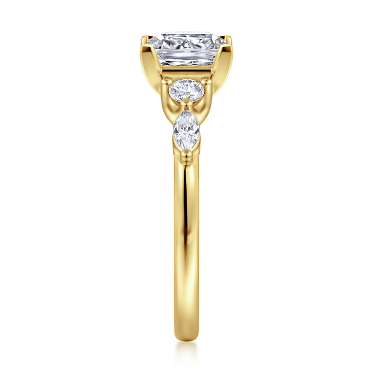 Cian - 14K Yellow Gold Princess Cut Five Stone Diamond Engagement Ring - 0.34 ct - Shot 4