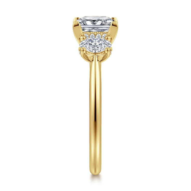 Charisa - 14K Yellow Gold Princess Cut Three Stone Diamond Engagement Ring - 0.7 ct - Shot 4