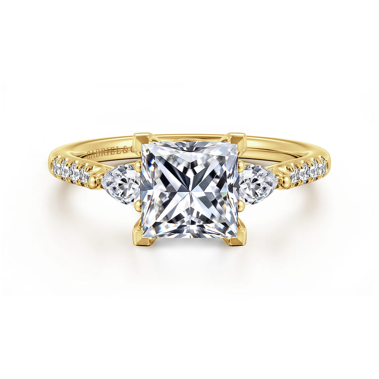 Monty - 14K Yellow Gold Princess Cut Three Stone Lotus Diamond Engagement Ring - 0.35 ct - Shot 1