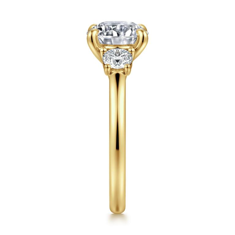 Sanaa - 14K Yellow Gold Round Three Stone Diamond Engagement Ring - 0.6 ct - Shot 4