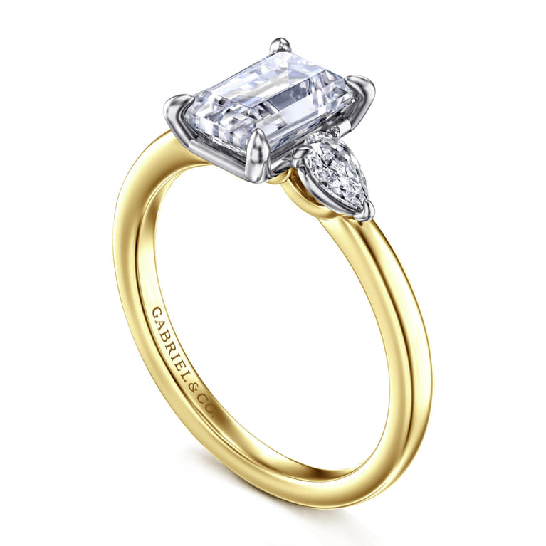 Adalia - 14K Yellow Gold Emerald Cut Three Stone Diamond Engagement Ring - 0.3 ct - Shot 3