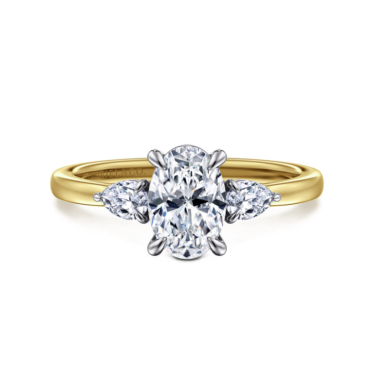 Adalia - 14K Yellow Gold Oval Three Stone Diamond Engagement Ring - 0.3 ct - Shot 1