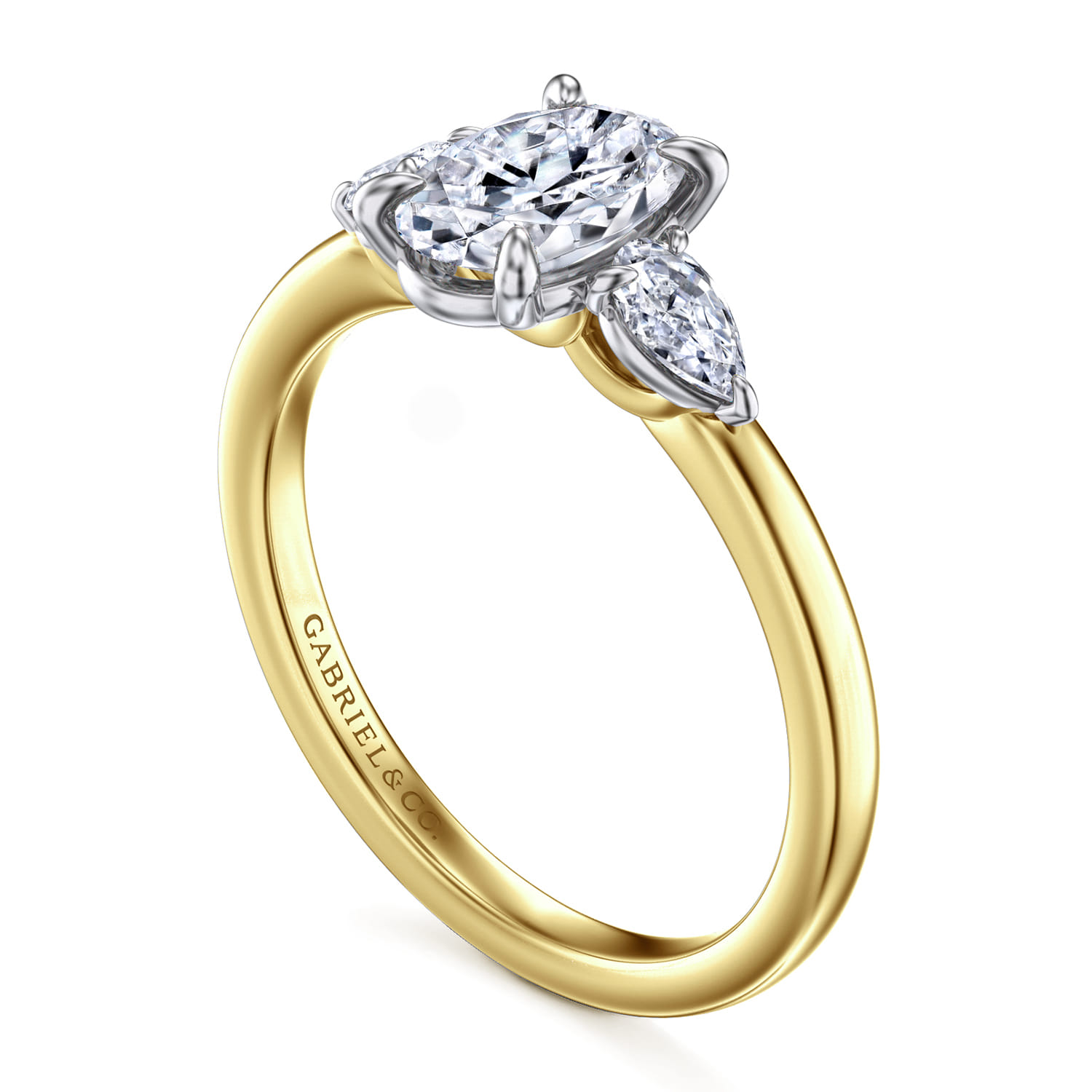 Adalia - 14K Yellow Gold Oval Three Stone Diamond Engagement Ring - 0.3 ct - Shot 3