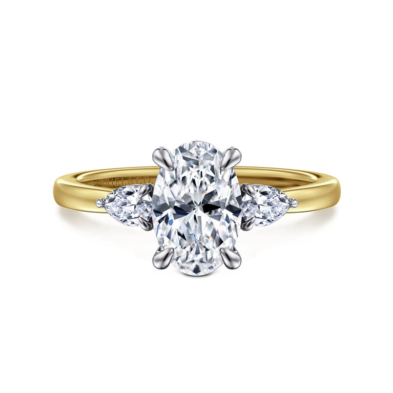Adalia - 14K Yellow Gold Oval Three Stone Diamond Engagement Ring - 0.3 ct - Shot 1