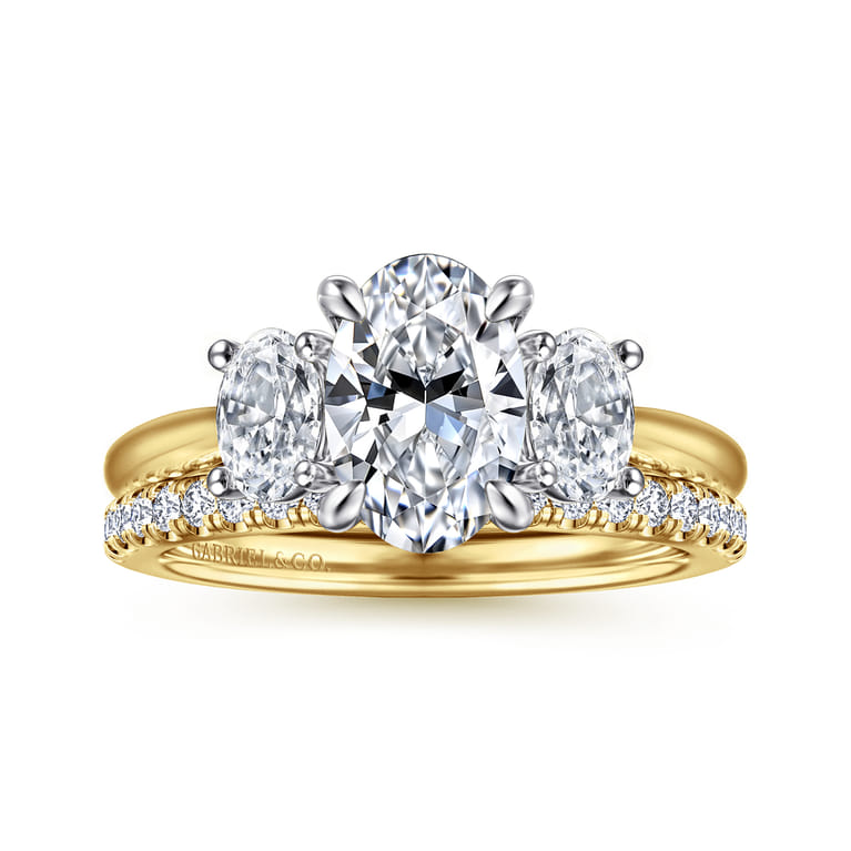 November - 14K White and Yellow Gold Oval Three Stone Diamond Engagement Ring - 0.6 ct - Shot 4