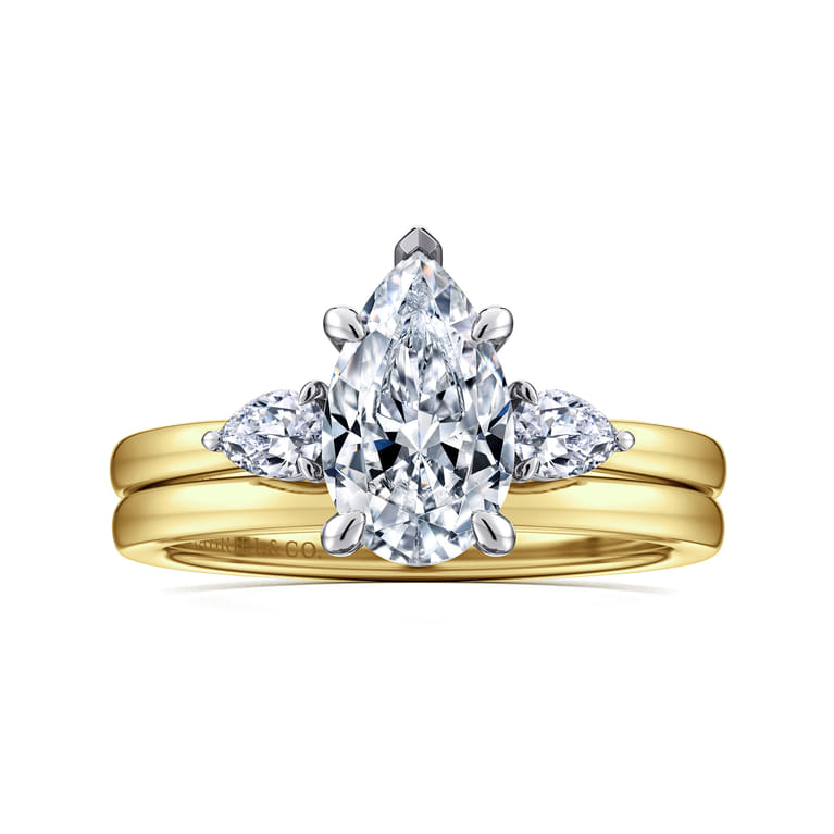 Adalia - 14K Yellow Gold Pear Shape Three Stone Diamond Engagement Ring - 0.3 ct - Shot 4