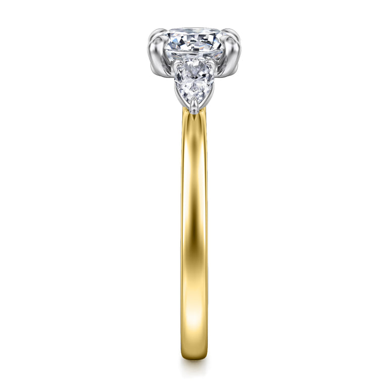 Adalia - 14K Yellow Gold Round Three Stone Diamond Engagement Ring - 0.3 ct - Shot 5
