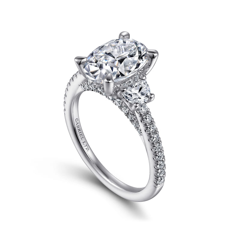 Wilda - 18K White Gold Oval Three Stone Diamond Engagement Ring - 0.73 ct - Shot 3