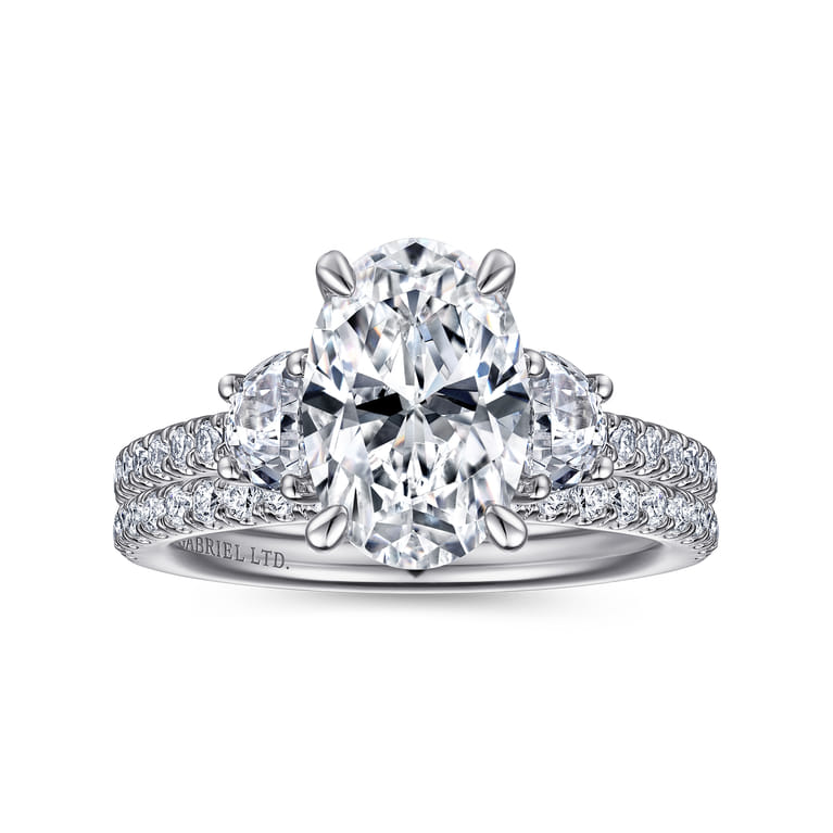 Wilda - 18K White Gold Oval Three Stone Diamond Engagement Ring - 0.73 ct - Shot 4